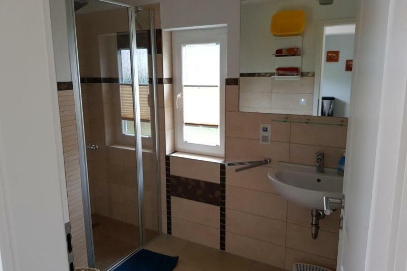 Ferienwohnung Fiene Groß Zicker 外观 照片